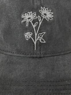 Sale Fat Face FatFace Embroidered Daisy Cap Washed Black