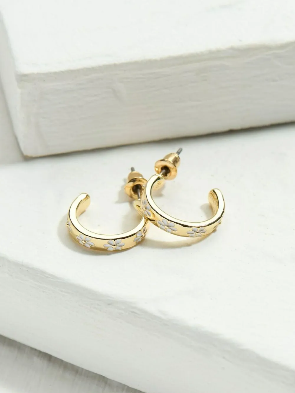 Online Fat Face FatFace Enamel Daisy Stud Earrings White