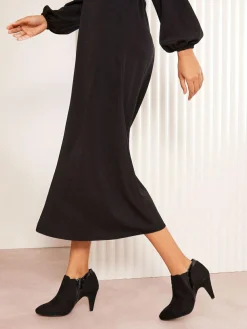 Hot Friends Like These Standard fit Mid Heel Mix Material Ankle Boots Black