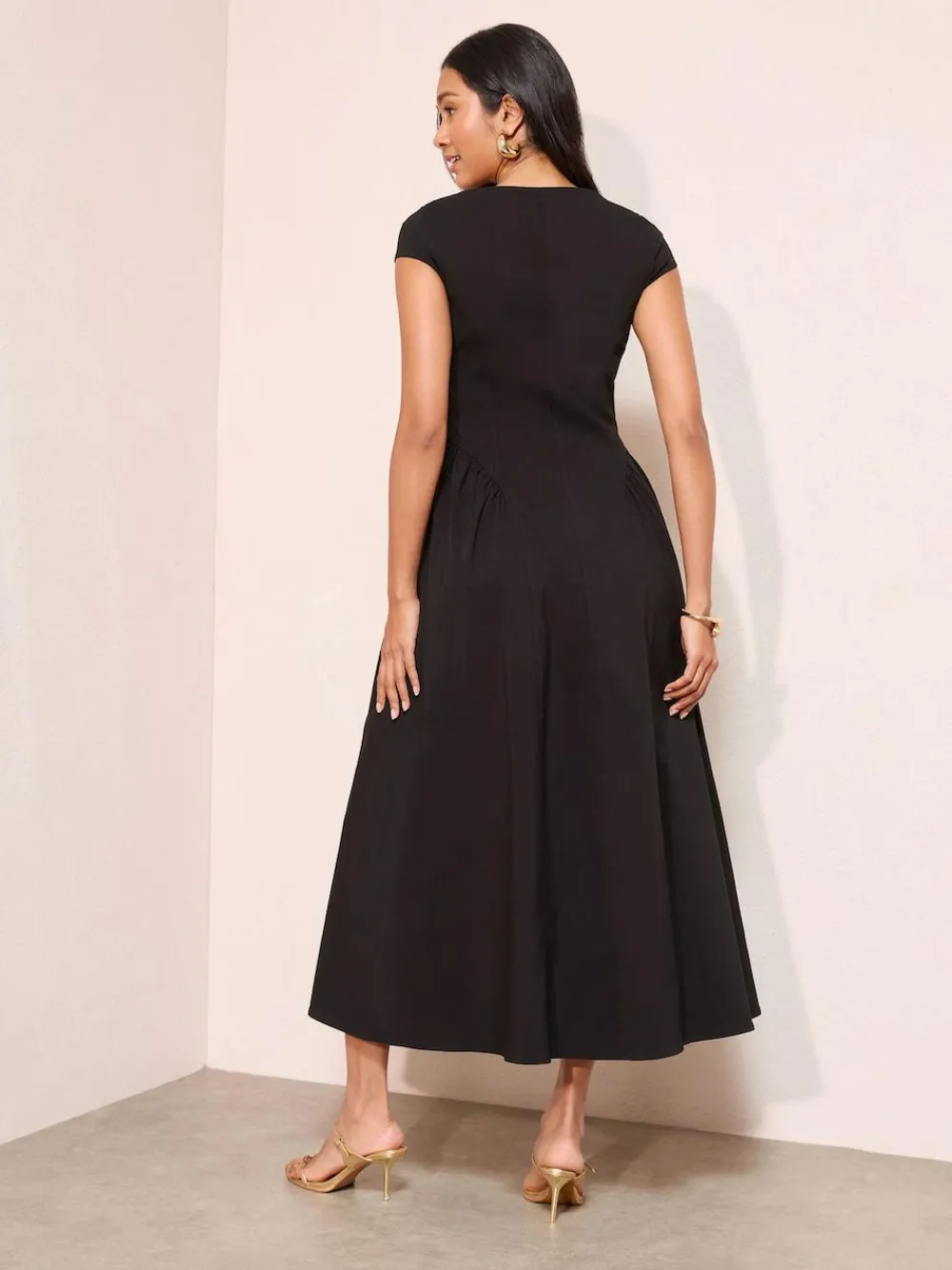 New Friends Like These Square Neck Sculpting Stretch Midaxi Dress Black