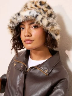 Sale Friends Like These Faux Fur Bucket Hat Leopard Print