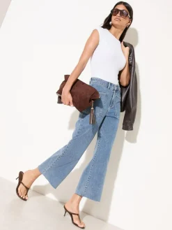 Clearance Friends Like These Petite Wide Leg Cropped Jeans Mid Wash