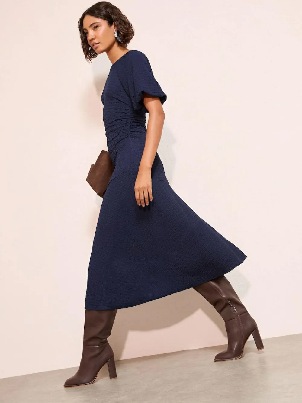 Friends Like These Textured Balloon Sleeve Midi Dress^Women Occasionwear|Occasion Dresses