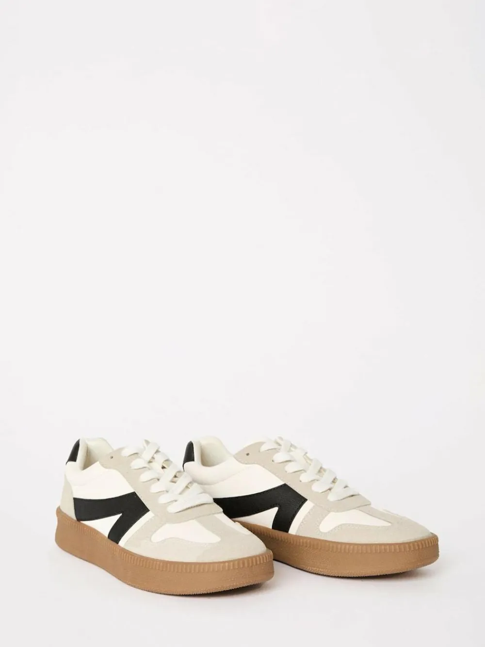 Friends Like These White Black Standard Fit Lace Up Retro Gumsole Sports Trainers^Women Sneakers