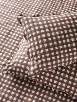 Hot Furn Chocolate Scalloped Edge Gingham Pillowcase Pair