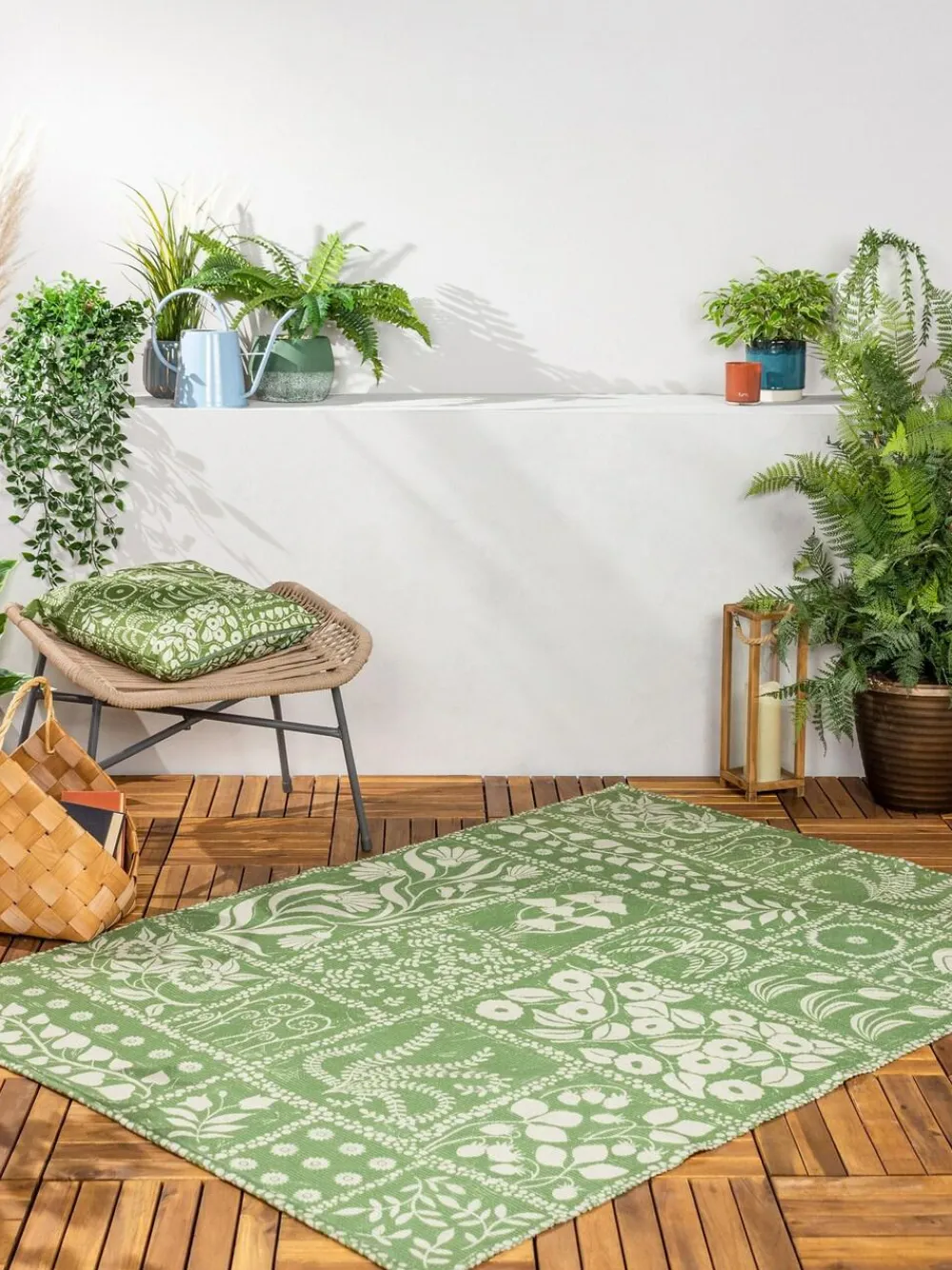 Furn . Green Forage Garden Botanical Washable Outdoor/Indoor Rug