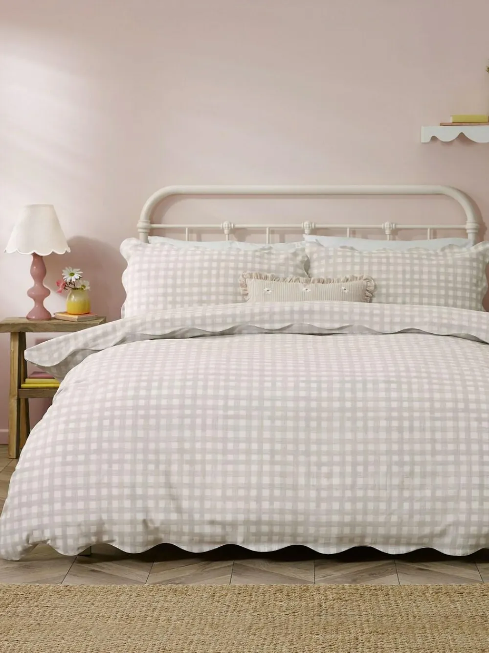 Furn Natural Scalloped Edge Gingham Duvet Set