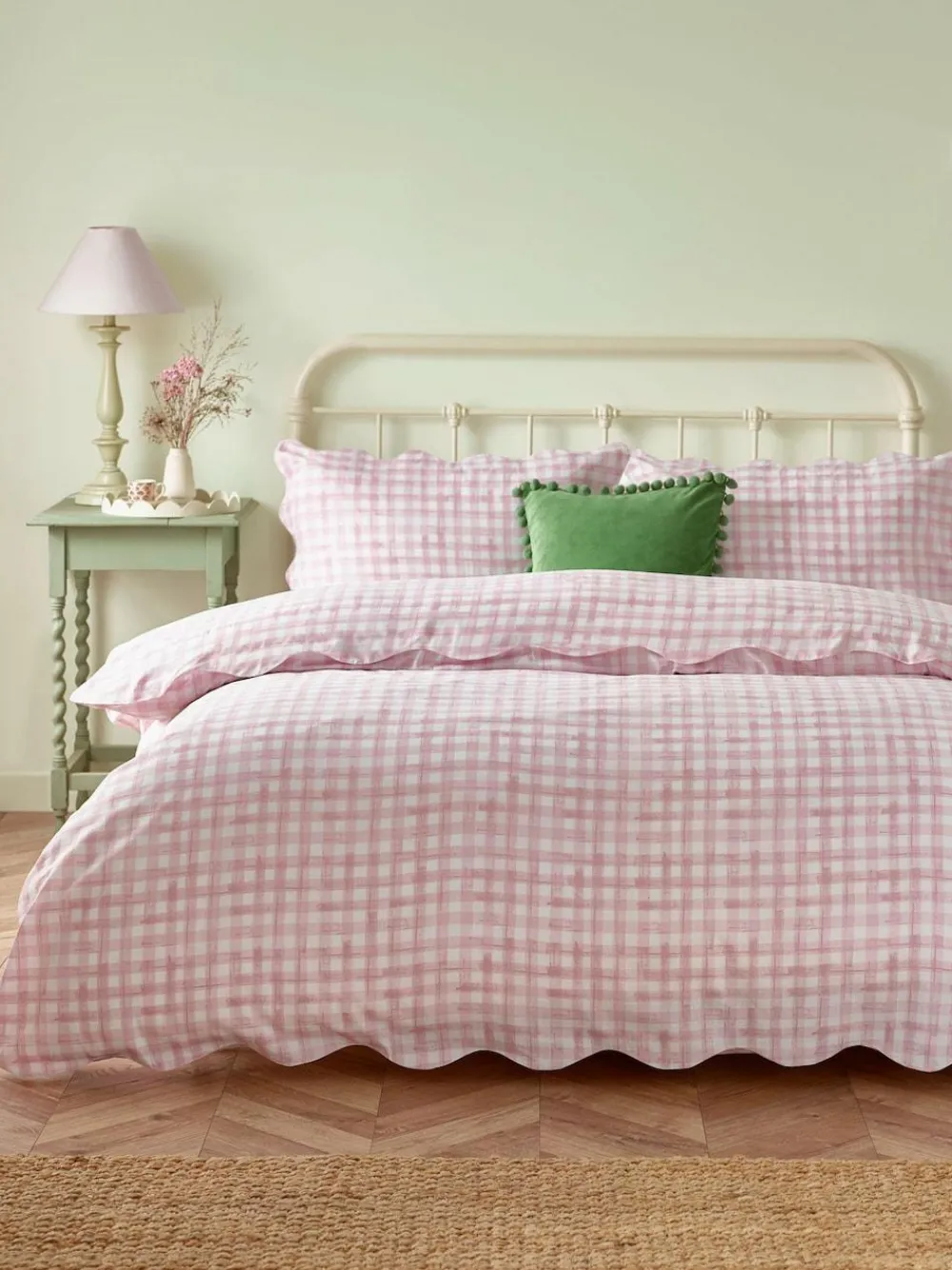 Best Furn Pink Scalloped Edge Gingham Duvet Set