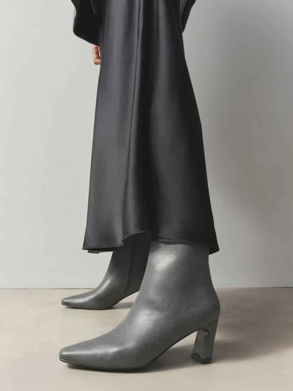 Next Forever Comfort® Chisel Toe Heeled Ankle Boots^Women Boots & Wellies|Boots