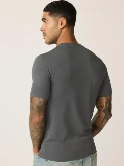 Next Muscle Fit Essential Crew Neck T-Shirt^ Tops & T-Shirts