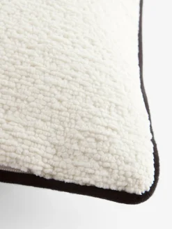 Outlet Next 50 x 50cm Boucle Chenille Textured Cushion Ivory