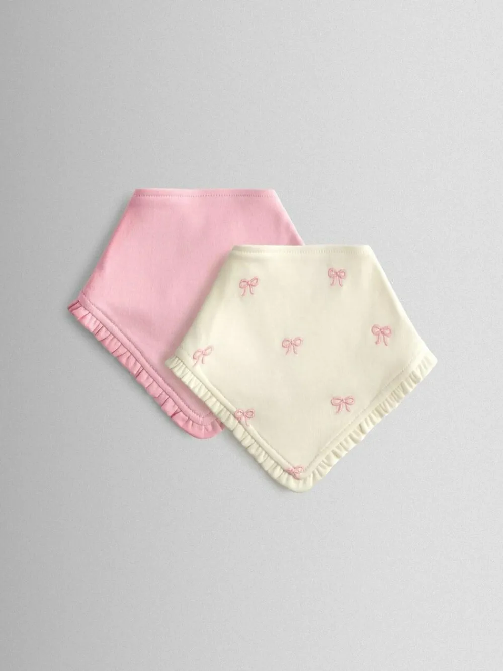 Best Jojo Maman Bébé Cream Pretty Organic Cotton 2-Pack Bow Embroidered Bibs