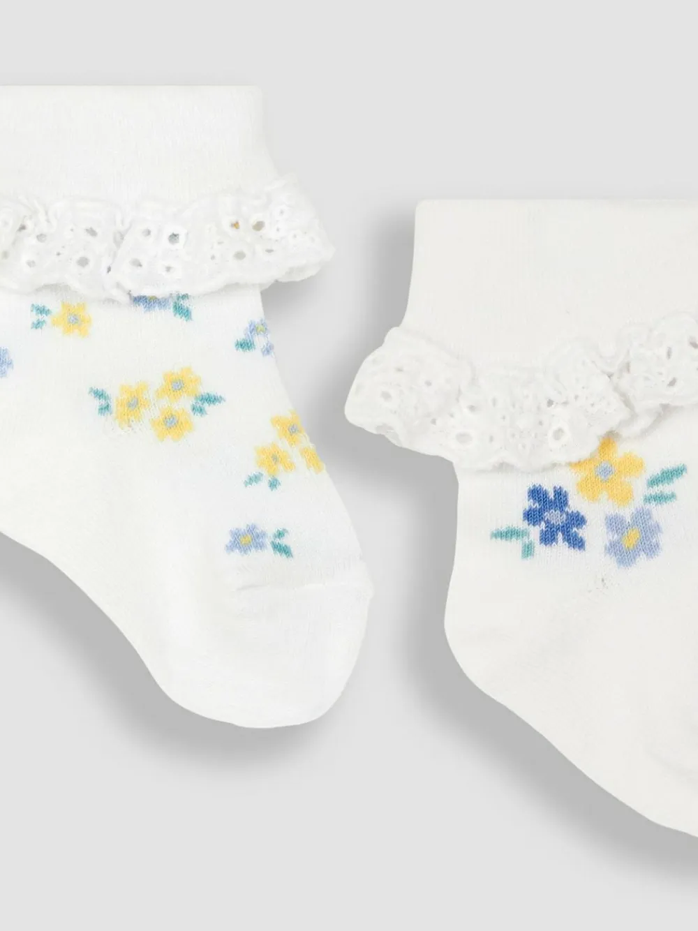 Jojo Maman Bébé White Floral 2-Pack Frilly Socks