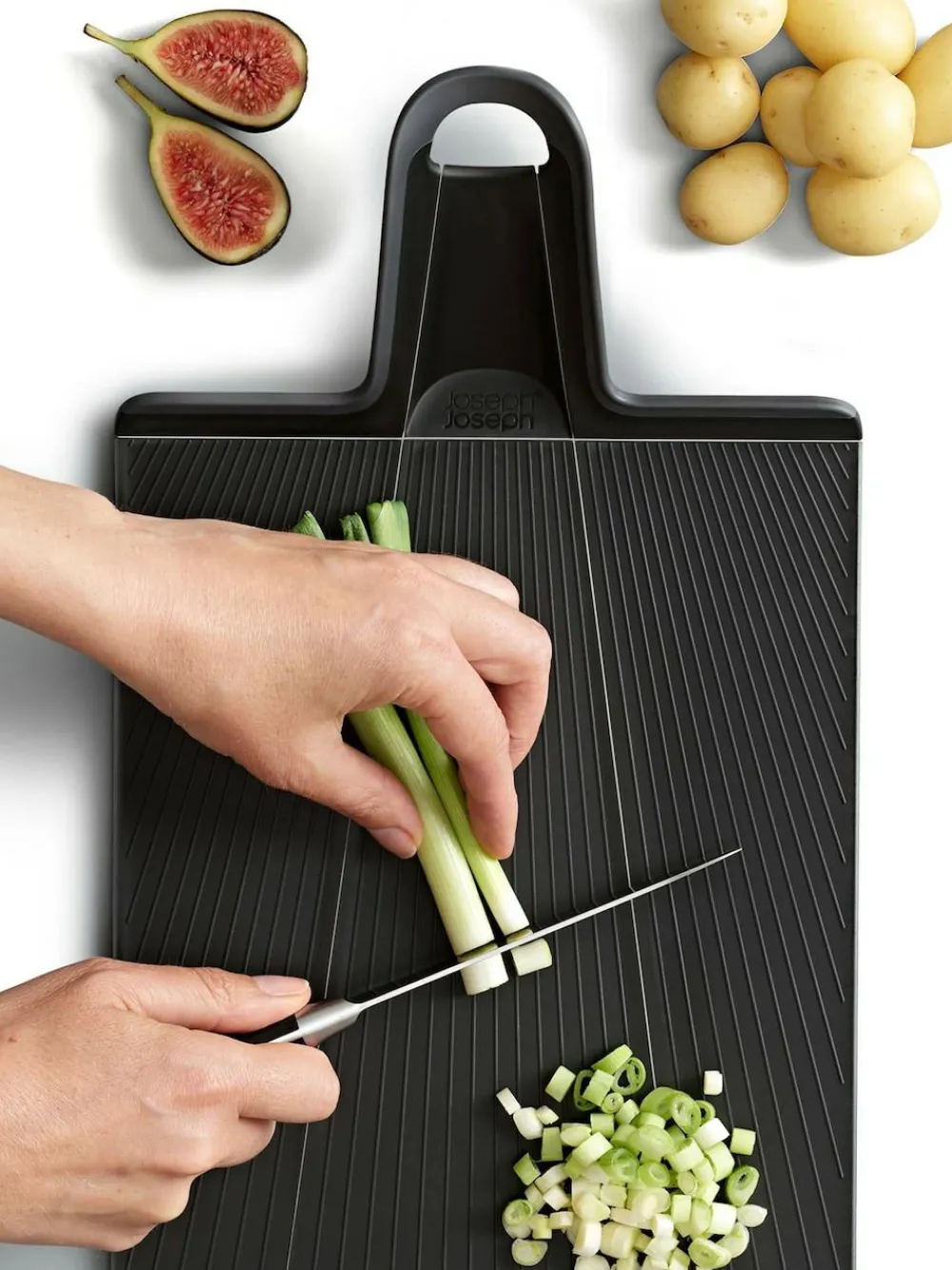 Joseph Joseph Black Chop2Pot Plus Folding Chopping Board (Large)^ Branded Kitchenware