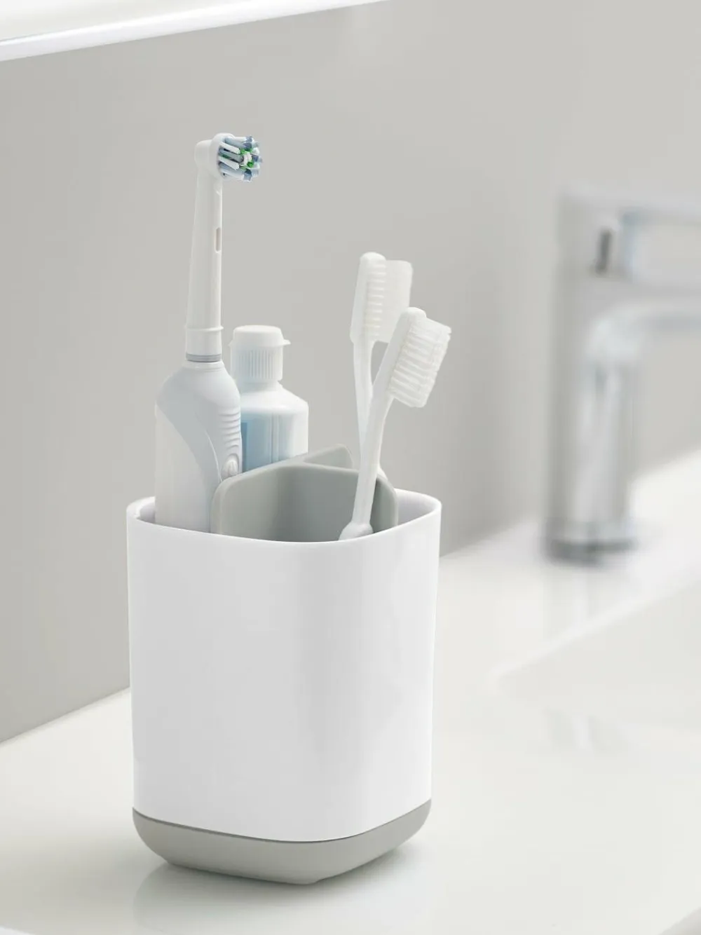 Sale Joseph Joseph Joseph® Joseph Grey EasyStore White And Grey Toothbrush Tidy