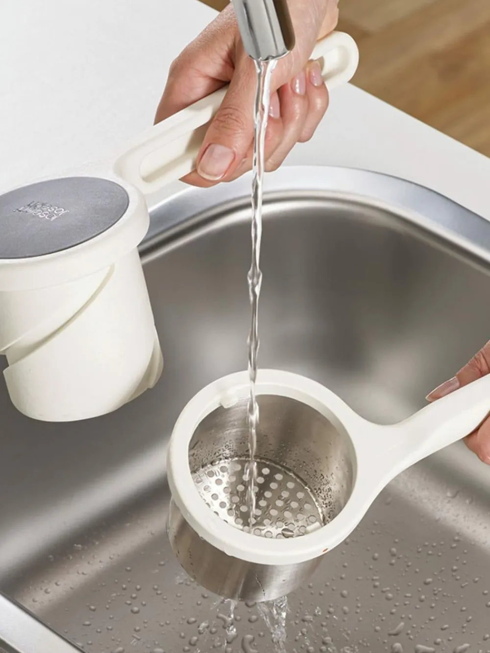 Joseph Joseph White Helix Potato Ricer