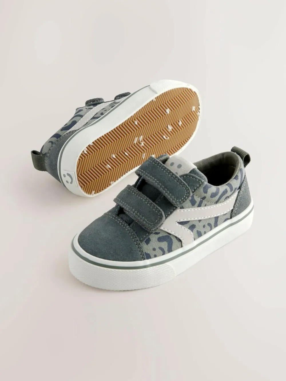 Next Khaki Green Standard Fit (F) Touch Fastening Skate Trainers^BOY Sneakers