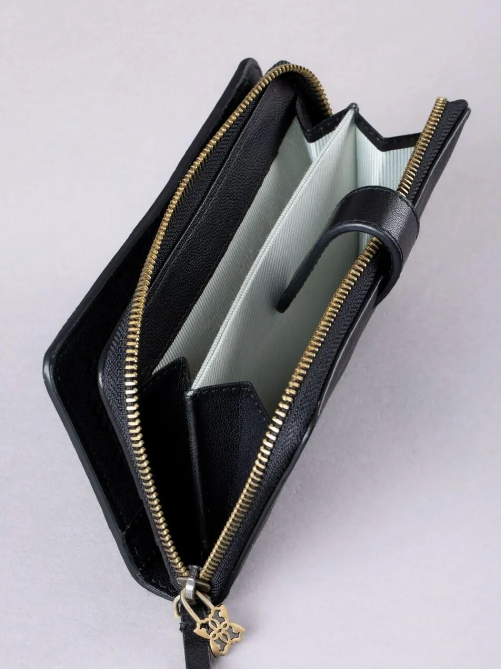 Online Lakeland Leather Newby Tab Purse Black