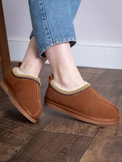 Discount Lakeland Leather Brown Ladies Sheepskin Embroidered Clog Slippers