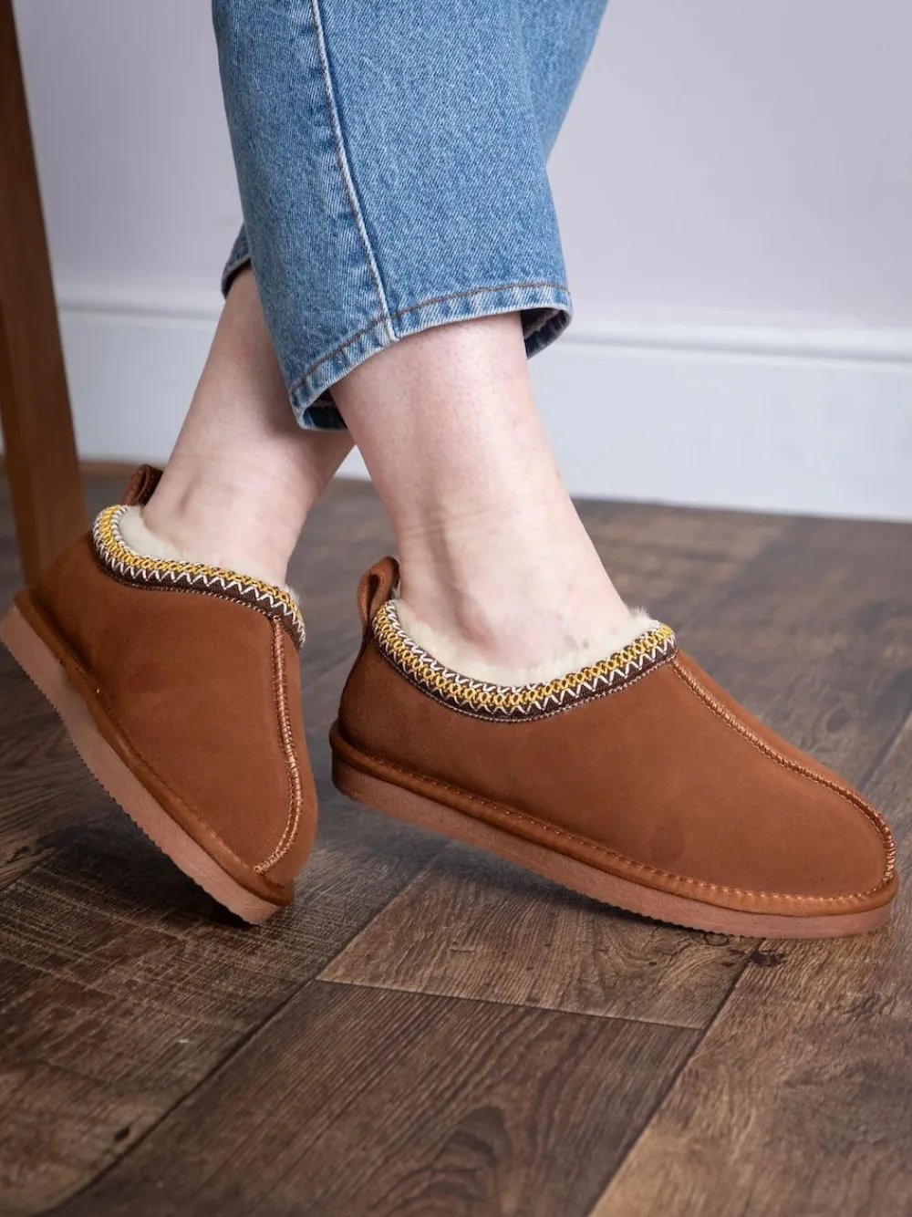 Discount Lakeland Leather Brown Ladies Sheepskin Embroidered Clog Slippers