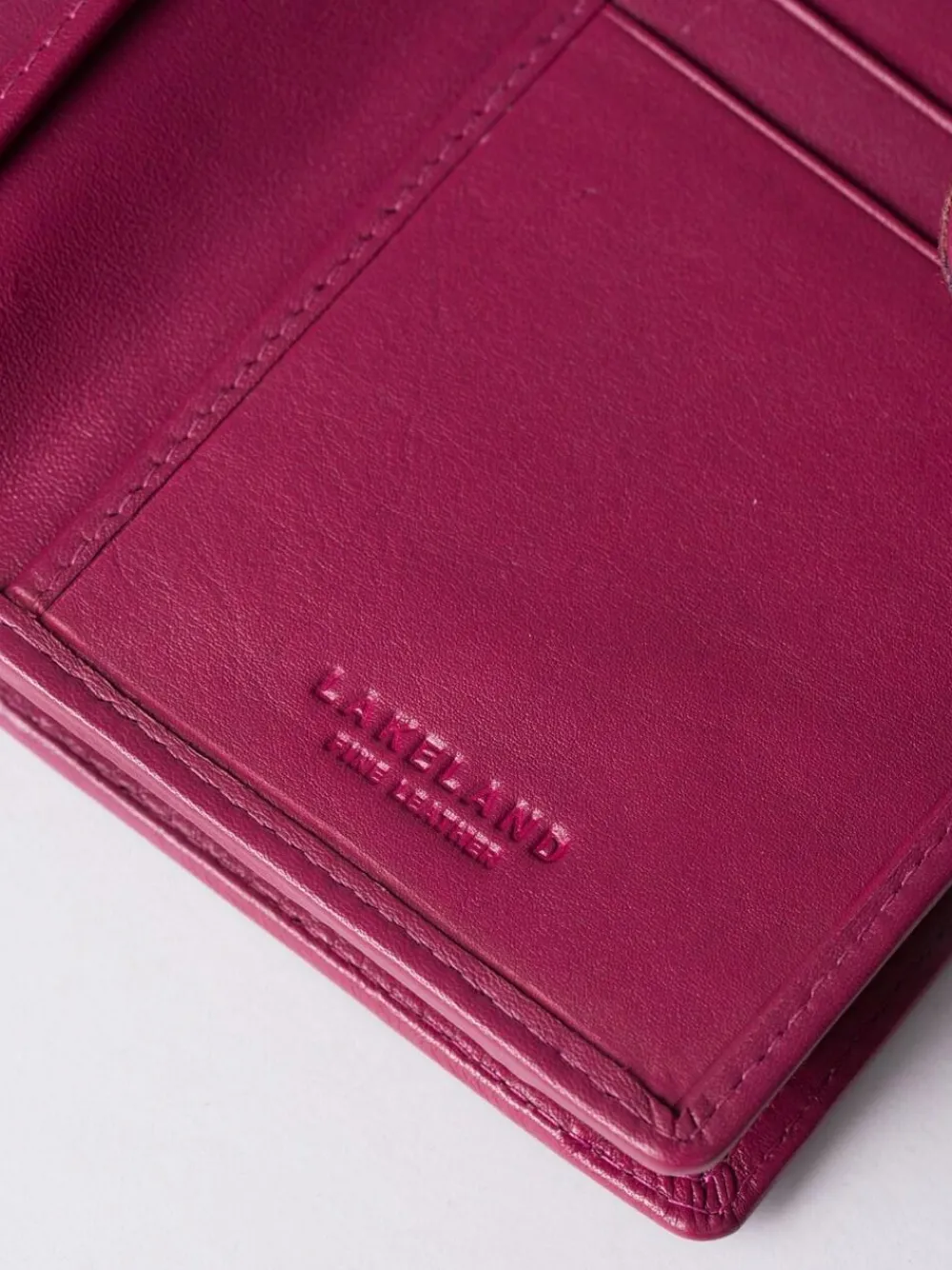 Sale Lakeland Leather Cranberry Medium Tab Purse