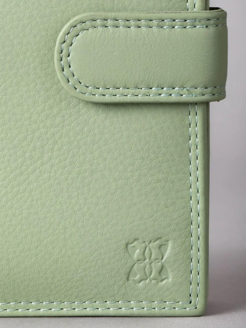 Best Lakeland Leather Green Medium Tab Purse
