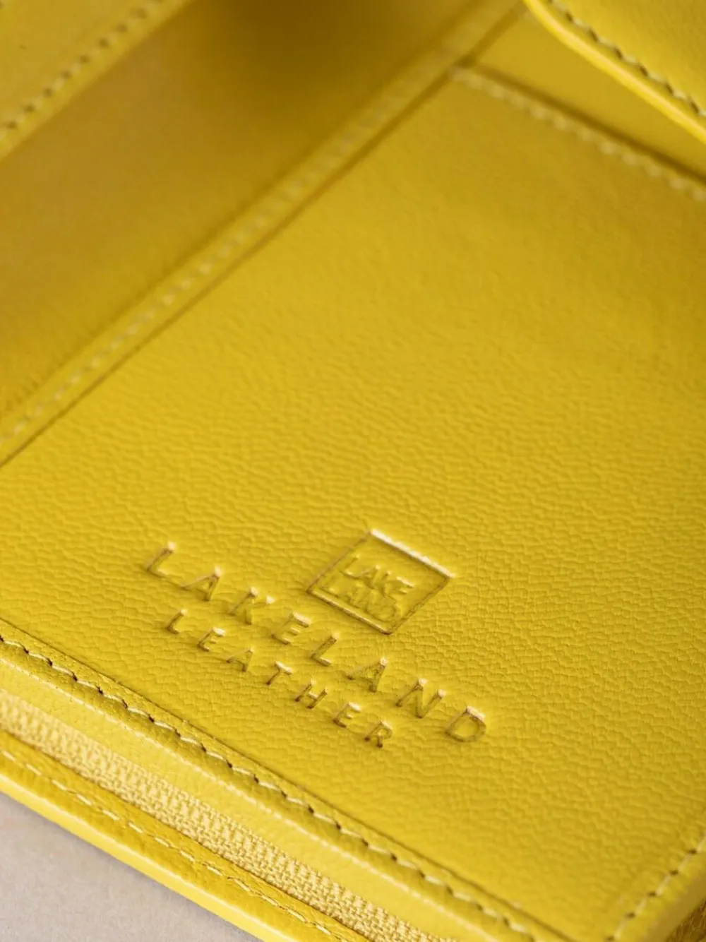 Discount Lakeland Leather Yellow Large Icon Stud Tab Purse