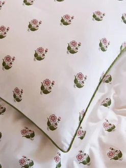 New Laura Ashley Pink Beauchamp Floral 100% Cotton Duvet Cover and Pillowcase Set