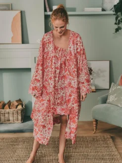 Laura Ashley Pink Peony Cotton Scalloped Woven Robe^Women Bathrobes