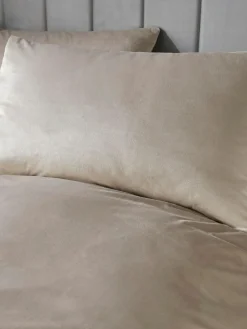 Laurence Llewelyn-Bowen Montrose Velvet Duvet Cover Set^ Branded Bedlinen