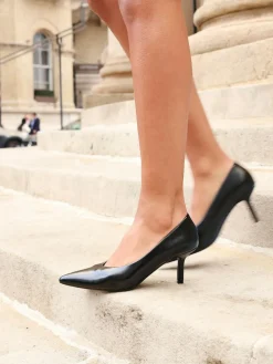 Linzi Bellamy V-Shaped Closed Toe Court Heels^Women Heels