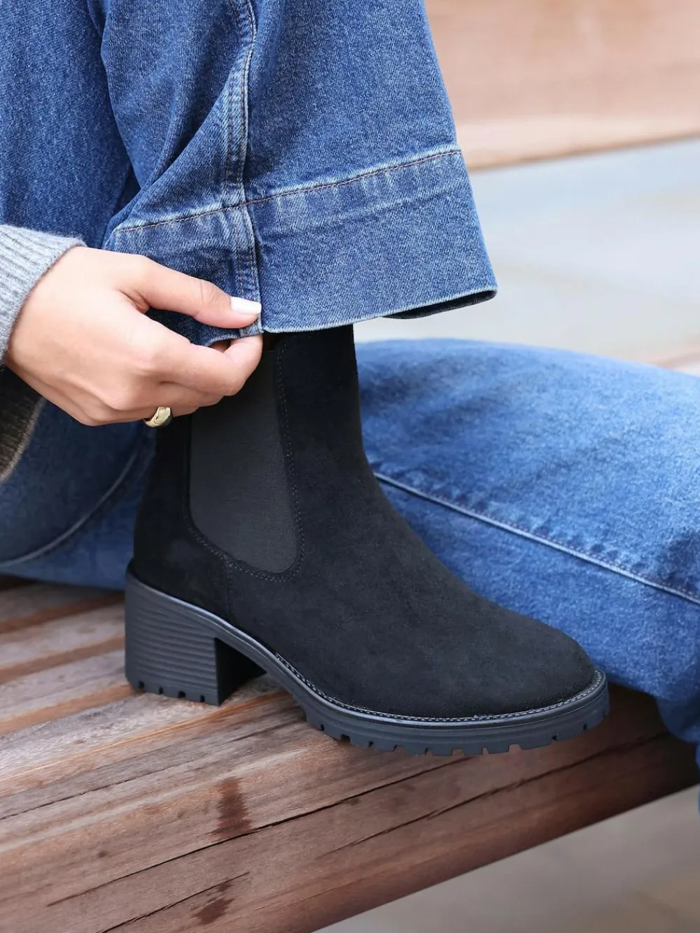 Linzi Path Block Heel Chelsea Boots Black