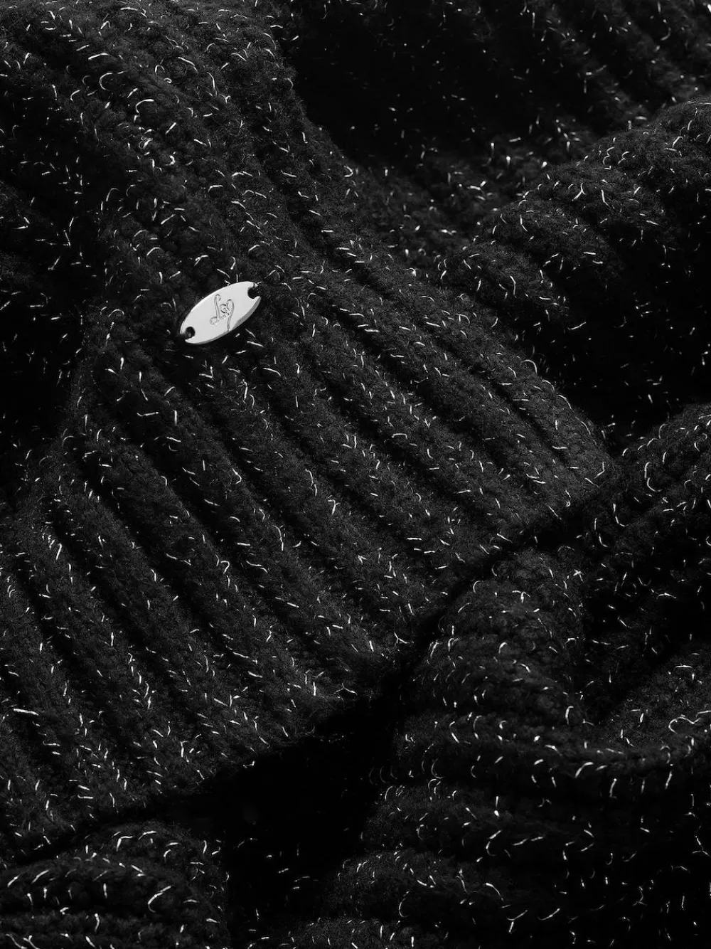 Clearance Lipsy Shimmer Ribbed Scarf Black