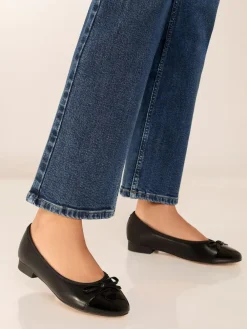 Outlet Lipsy Standard Fit Patent Toecap Ballerinas Black