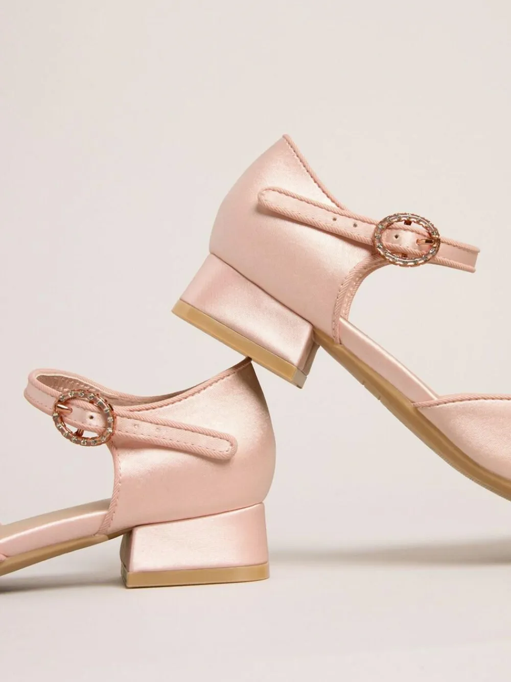 Hot Lipsy Standard Fit (F) Low Block Heel Pearl Bow Occasion Flower Heeled Sandals Pink