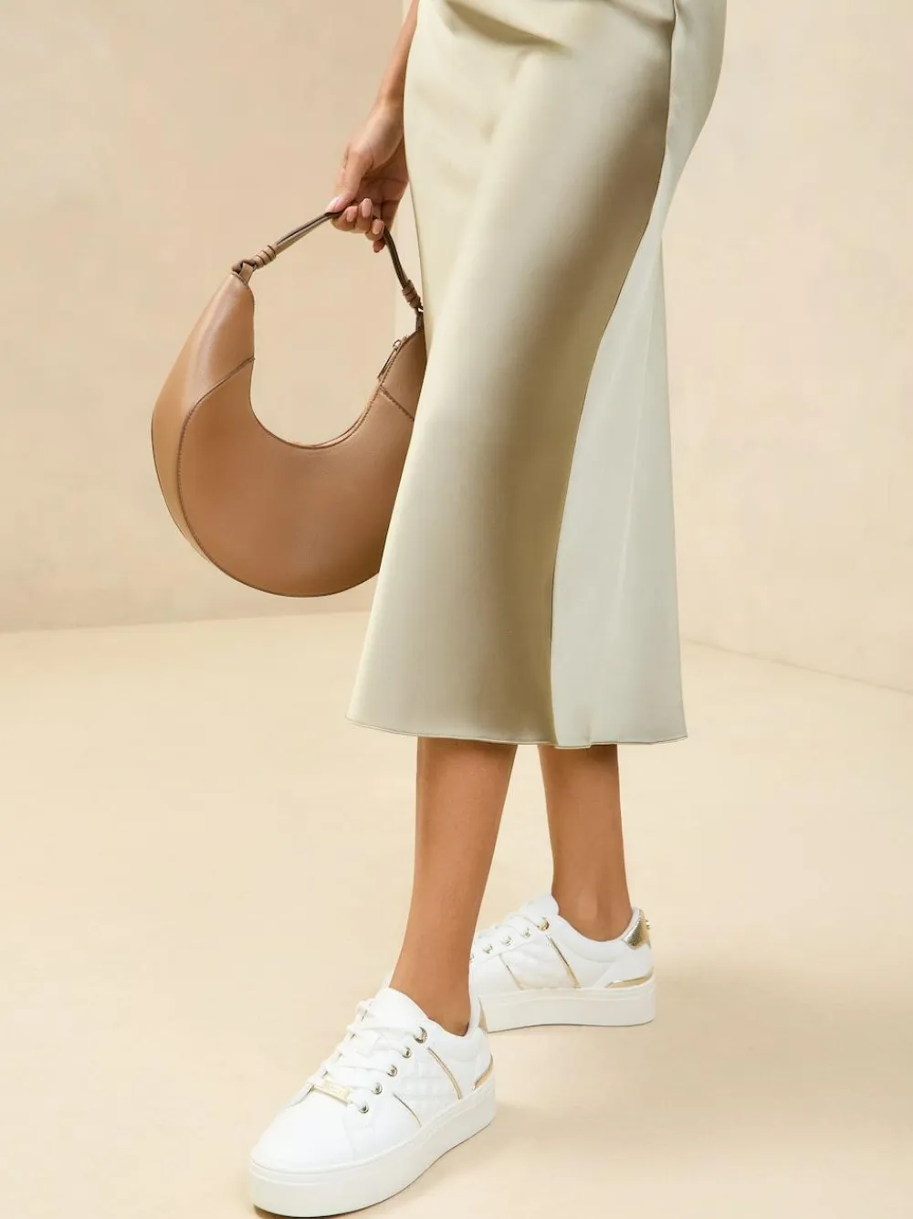 Lipsy White Standard Fit Flat Chunky Flatform Stripe Lace Up Trainers^Women Sneakers