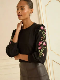 Love & Roses Black Embroidered Detail Jersey Top^Women Blouses & Shirts