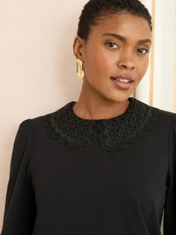 Hot Love & Roses Blouse Black Lace Collar