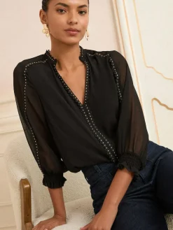 Discount Love & Roses V-Neck Hardware 3/4 Sleeve Blouse Black