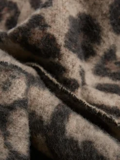 Love & Roses Dark Leopard Print Brushed Scarf^Women Hats, Gloves & Scarves|Hats, Gloves & Scarves