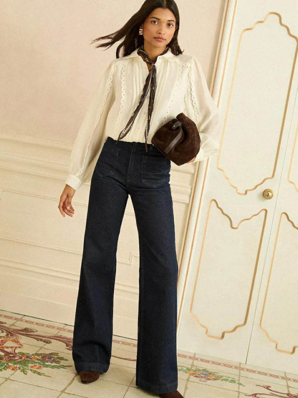 Online Love & Roses Long Sleeve Button Through Lace Trim Shirt Ivory