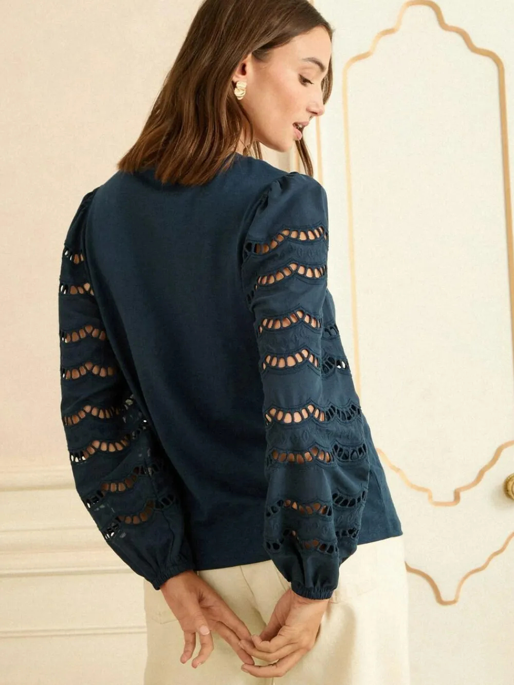 Hot Love & Roses Long Sleeve Top Navy Broderie