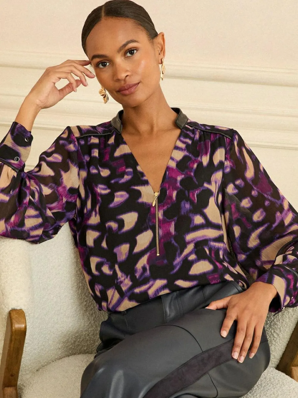 Discount Love & Roses Long Sleeve Zip Front Blouse Purple Animal