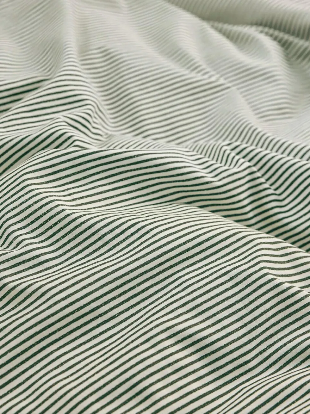 Outlet MADE.COM Ansel Stripe 100% Cotton Duvet Cover and Pillowcase Set Green