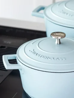 Clearance Masterclass Cast Aluminium 2.5L Casserole Dish Blue