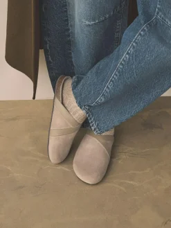 Next Forever Comfort Leather Clean Footbed Clogs^Women Flats