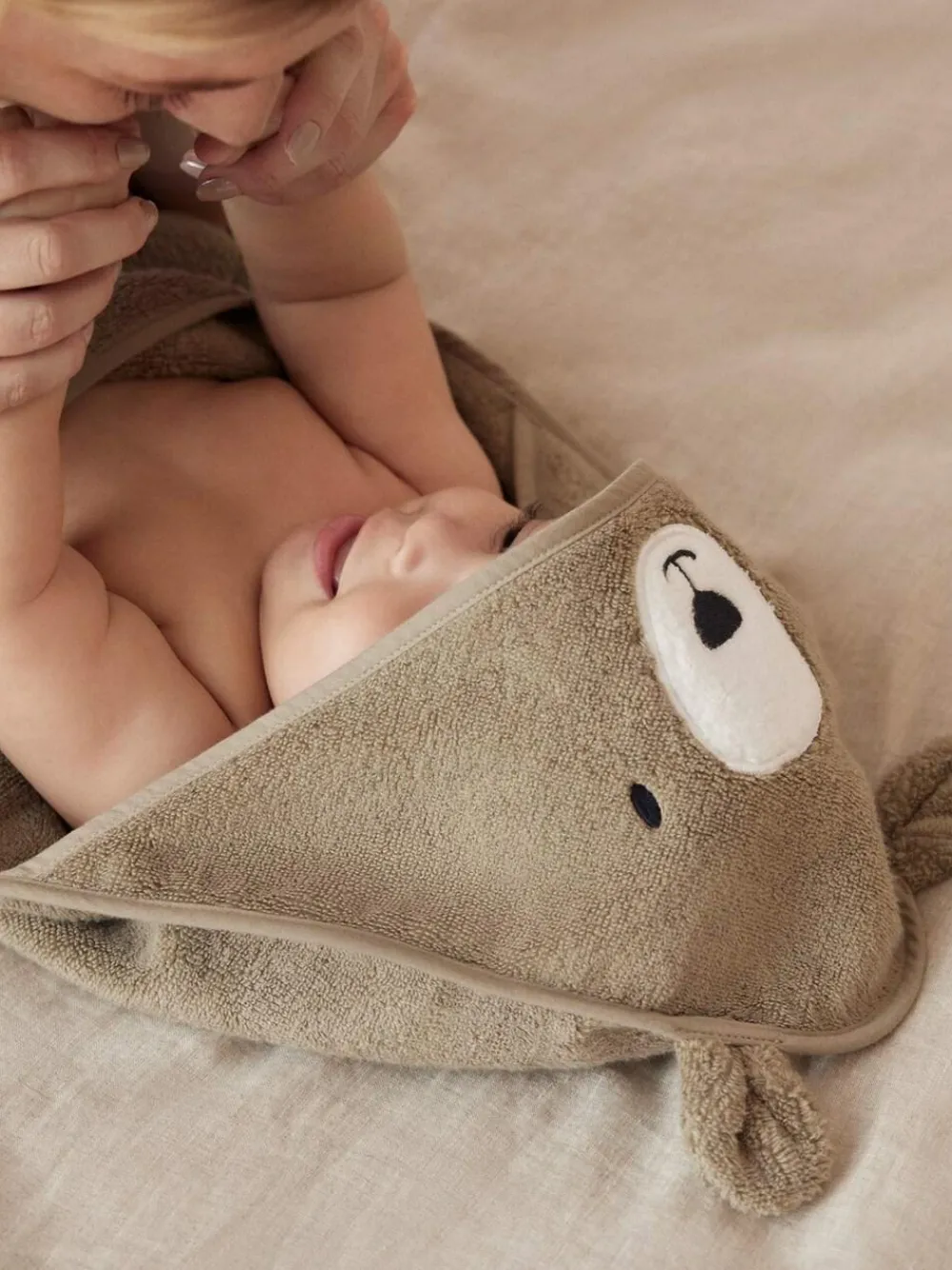 Mori Brown Bear Hooded Towel^ Towels & Bathmats