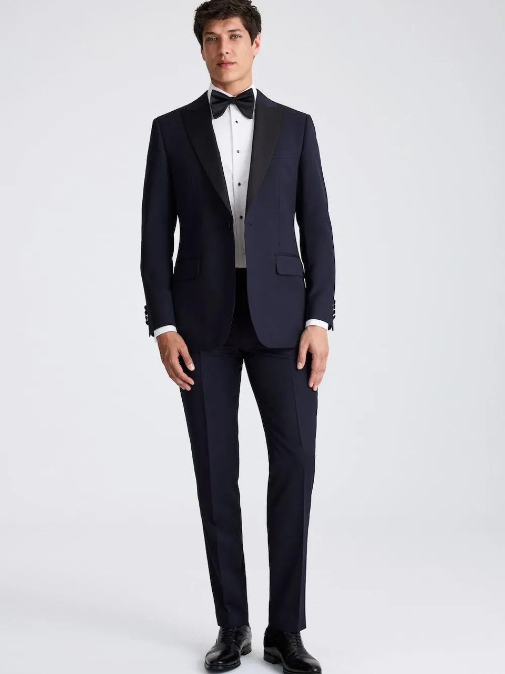 New MOSS Midnight Tailored Fit Tuxedo Jacket