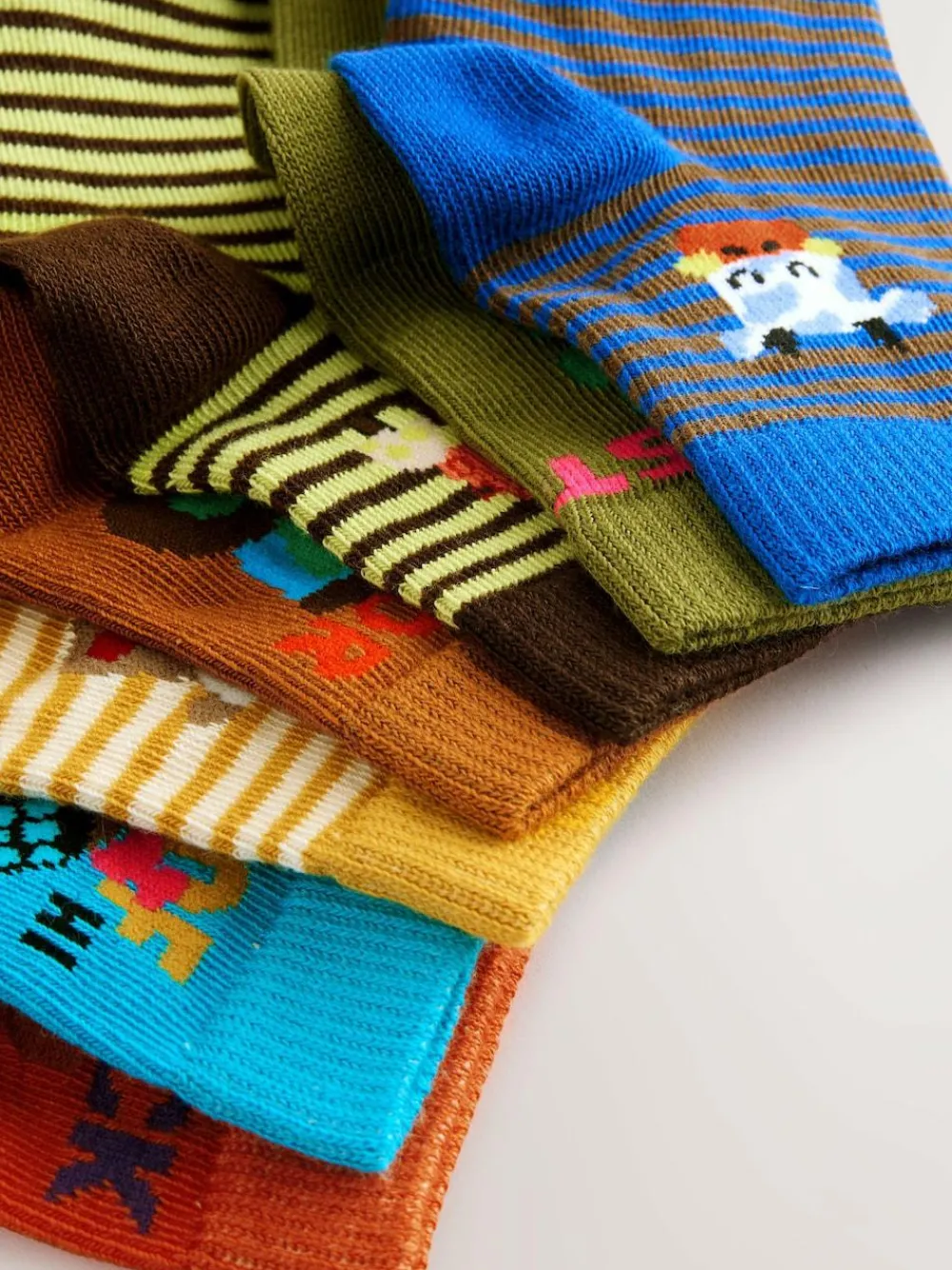 Next Multi Bright Characters Cotton Rich Socks 7 Pack