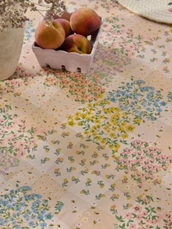 Next Multi Maisie Floral Wipe Clean Table Cloths^ Table Linen, Placemats & Coasters
